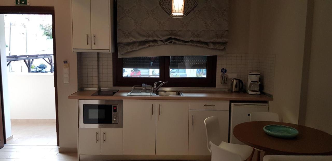Hatzoudis Luxury Suites 크리시 아모우디아 외부 사진