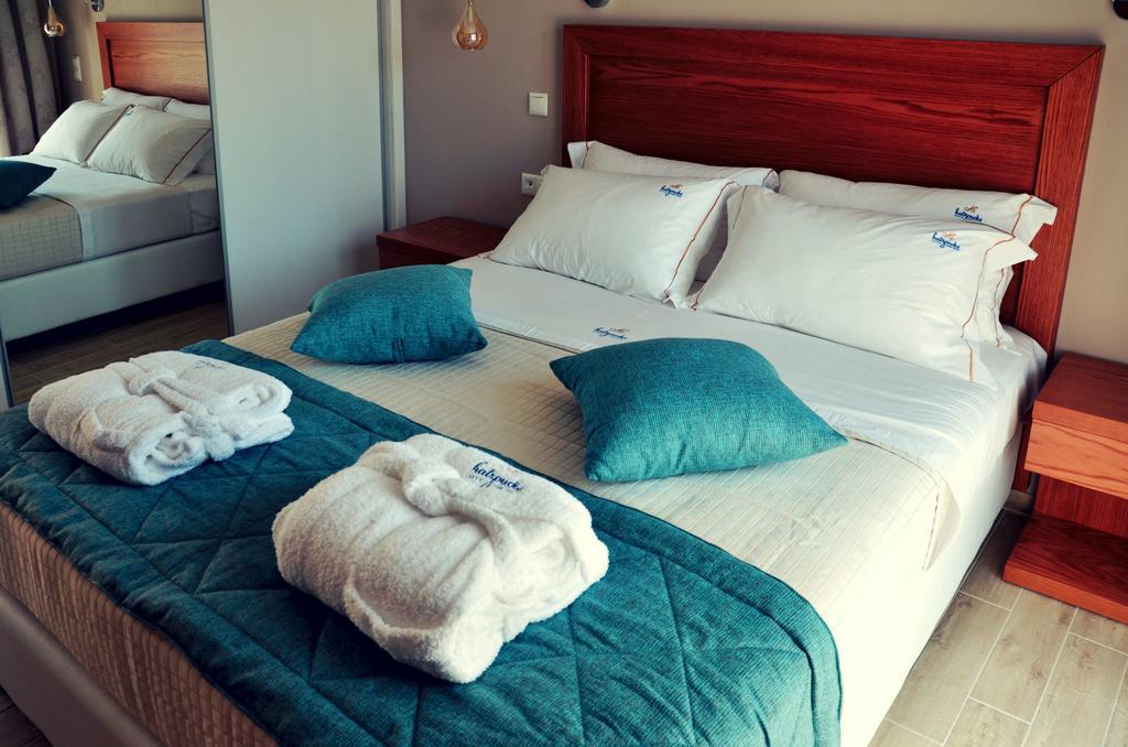 Hatzoudis Luxury Suites 크리시 아모우디아 외부 사진